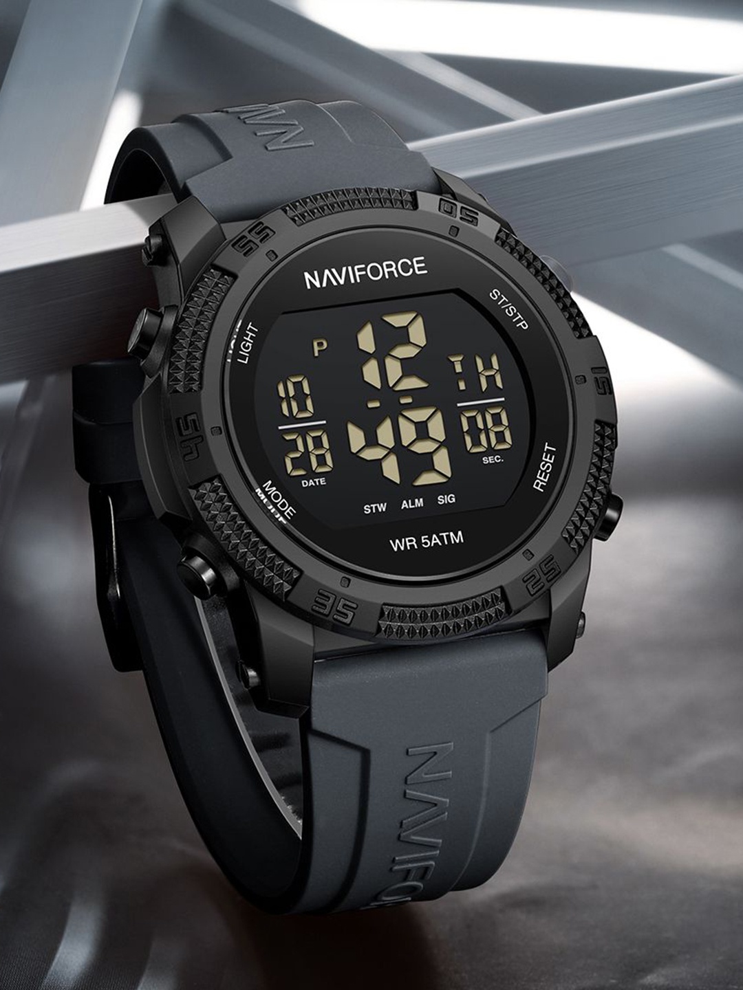 

Naviforce Men Dial & Straps Digital Watch NF7104_B GY, Black