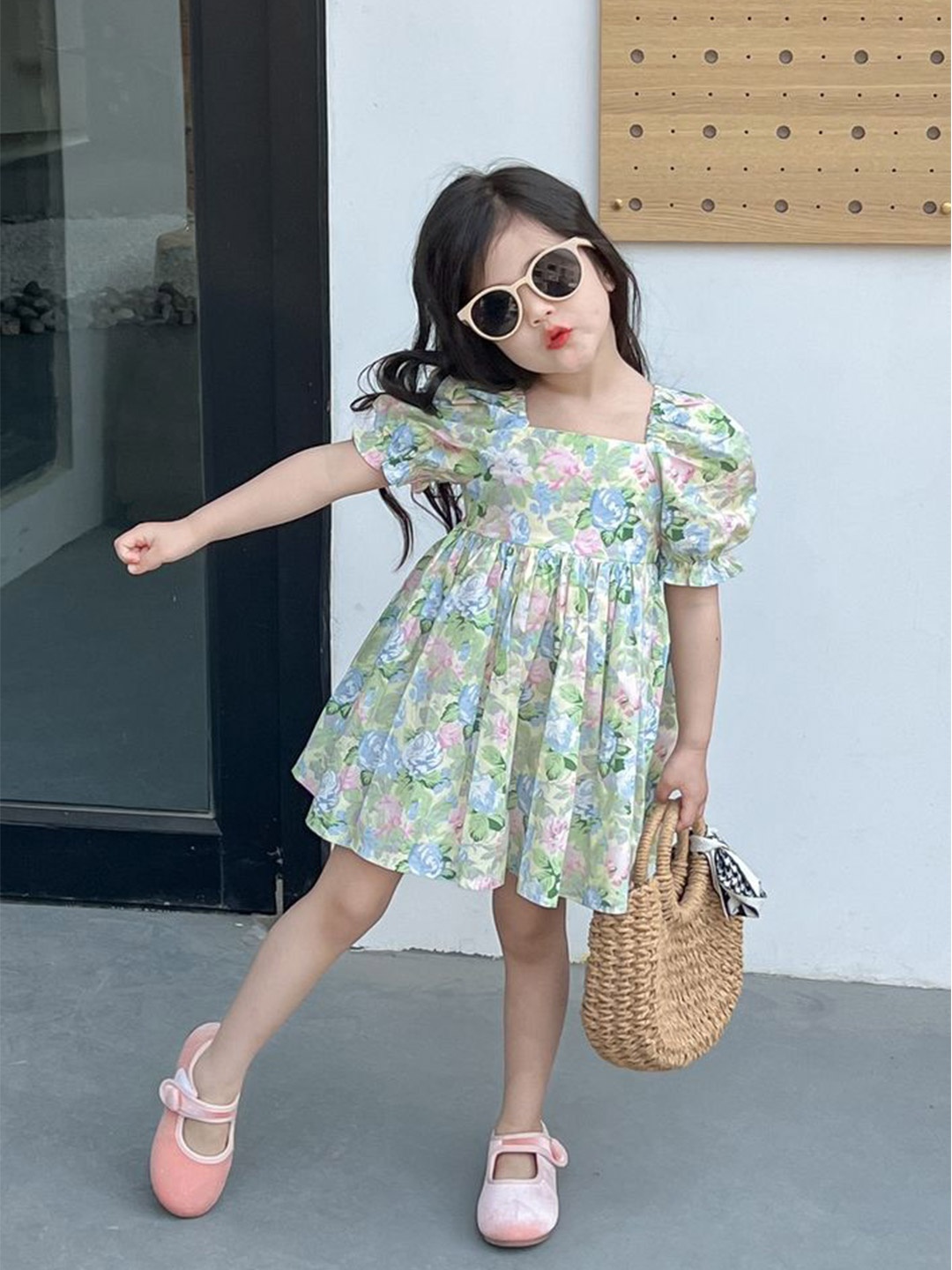 

LULU & SKY Floral Print Puff Sleeve A-Line Dress, Green