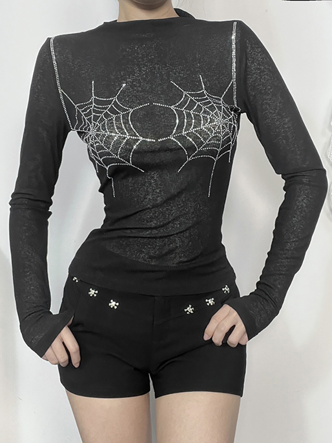

StyleCast x Revolte Abstract Printed High Neck Long Sleeves Fitted Top, Black