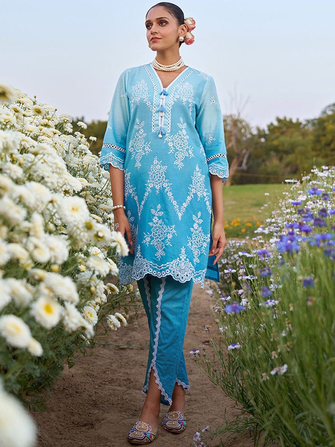 

HEEPOSH Embroidered Pure Cotton V-Neck Tunic & TrousersCo-OrdsSet, Blue