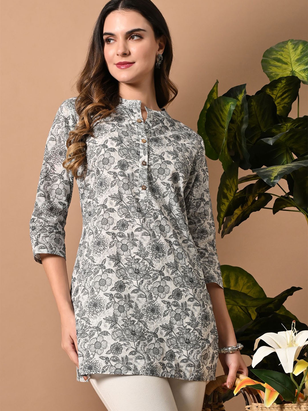 

DORIYA Floral Printed Kurti, Grey
