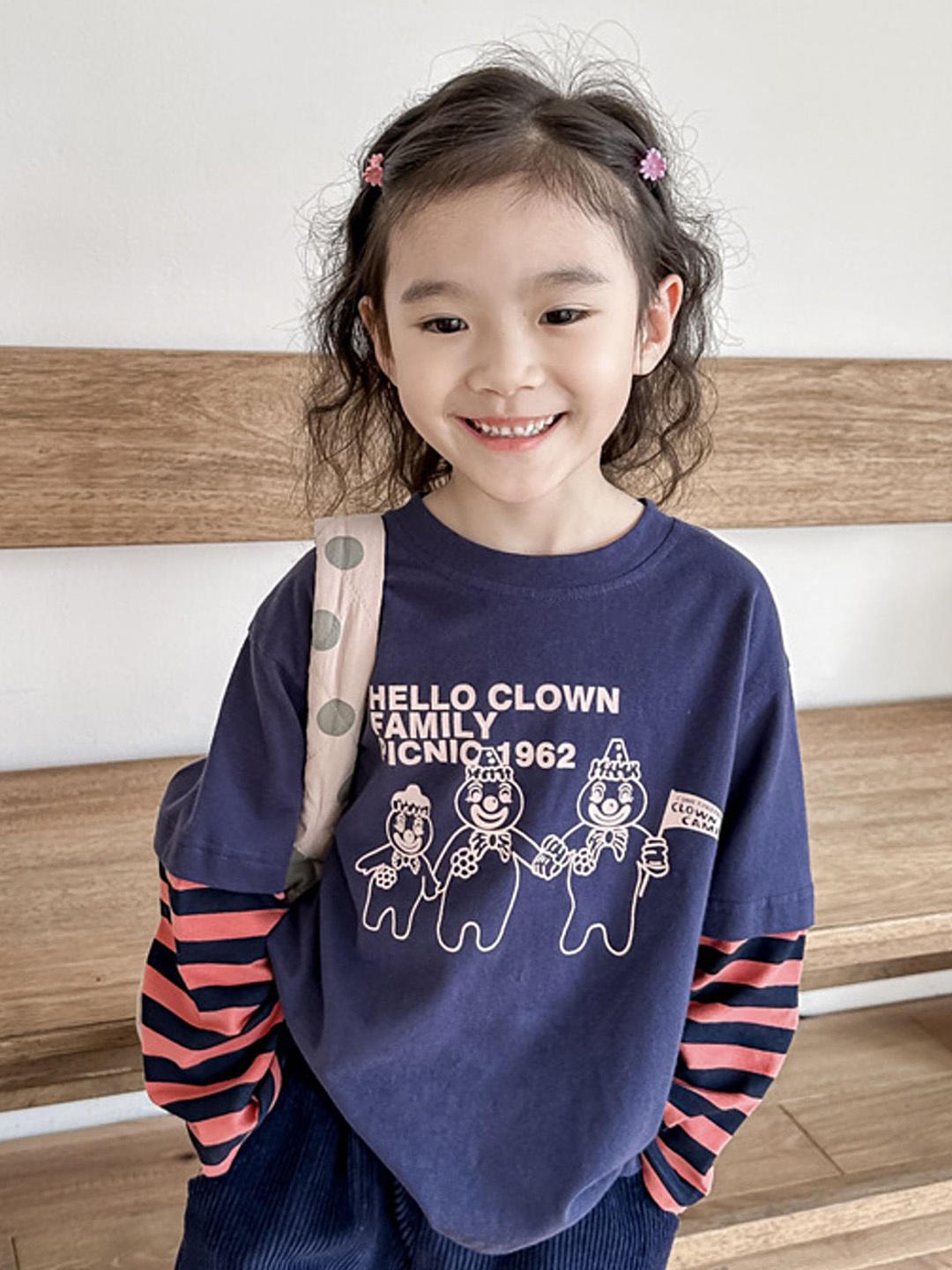 

LULU & SKY Girls Printed Pockets T-shirt, Blue