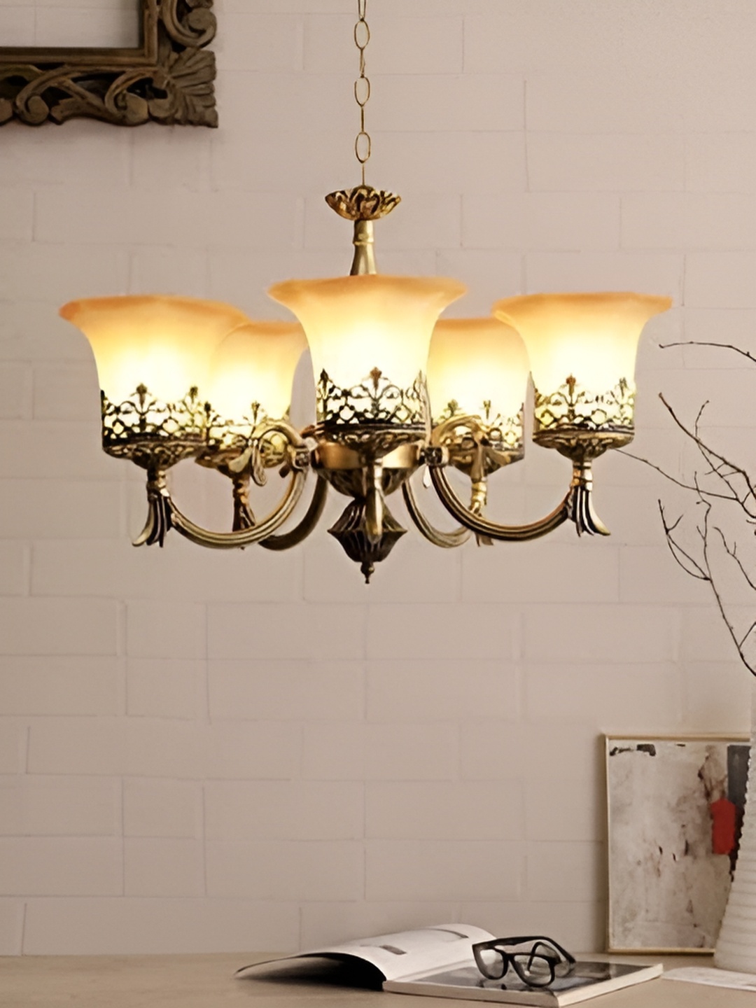 

GAUVIK Gold-Toned Printed Glass Traditional Ceiling Lamp