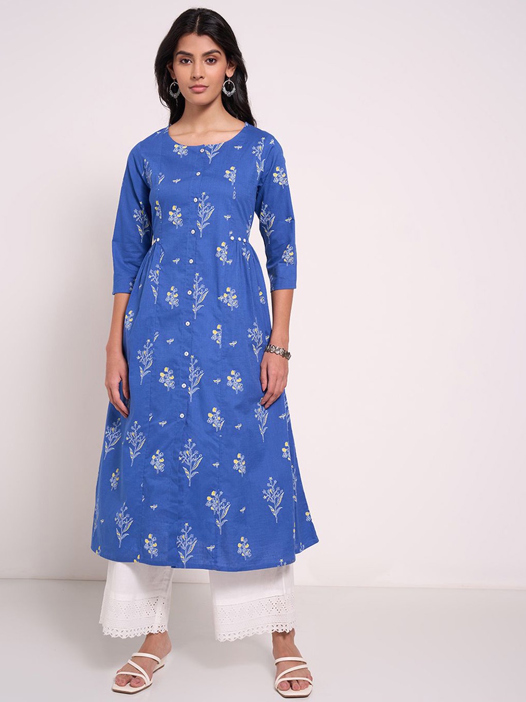 

RANGMANCH BY PANTALOONS Women Printed Flared Sleeves Gotta Patti Kurta, Blue