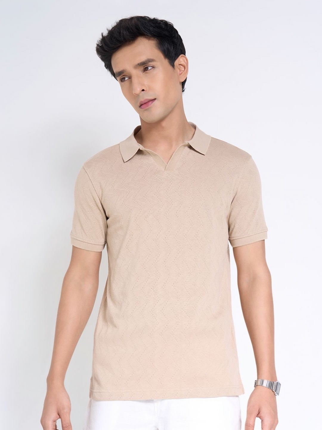 

Peregrine by Pantaloons Men Polo Collar Pockets Slim Fit T-shirt, Brown