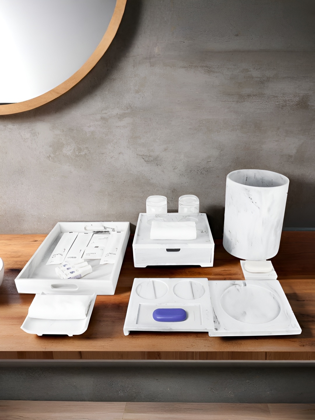 

The Better Home White 6 piece Solid Polyresin Bath Accessories Set