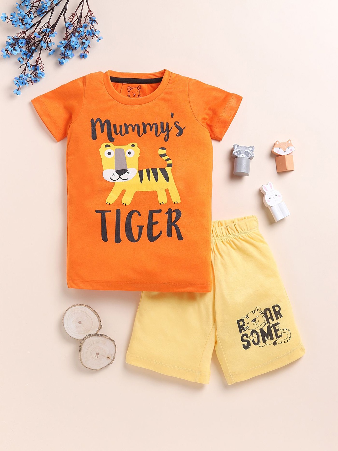 

YK Boys Printed T-shirt with Shorts, Orange