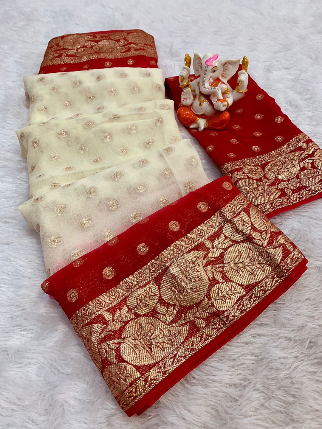 

PAYAL CREATION Woven Design Zari Pure Georgette Saree, White
