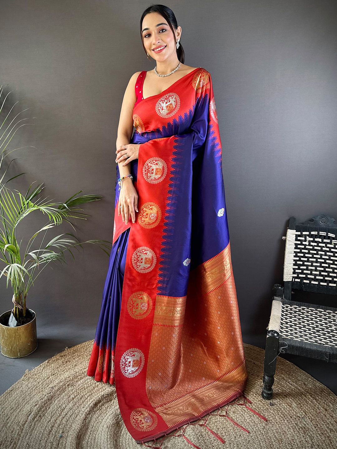 

LeeliPeeri Designer Woven Design Zari Silk Blend Banarasi Saree, Blue