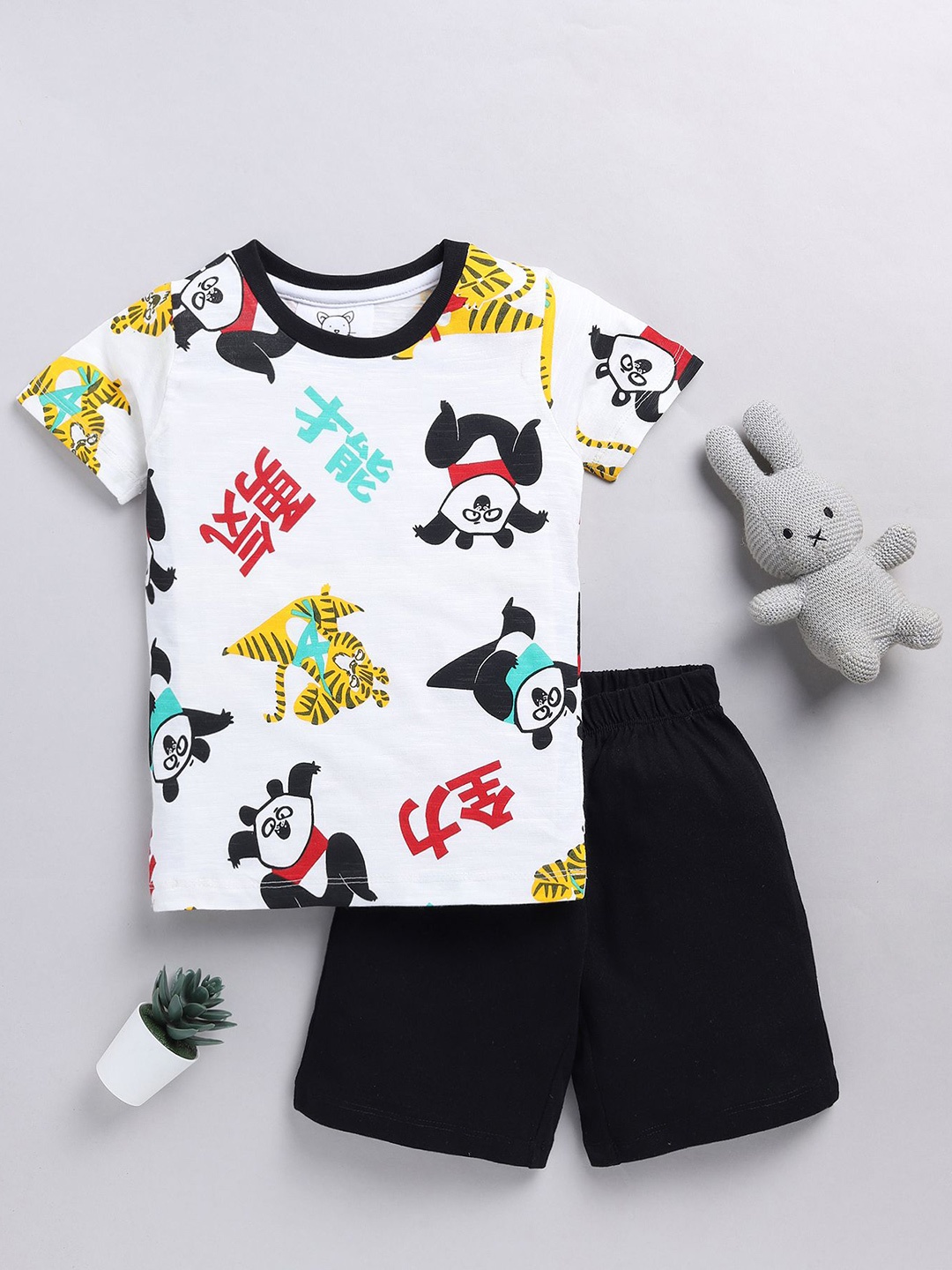 

YK Boys Printed T-shirt with Shorts, White