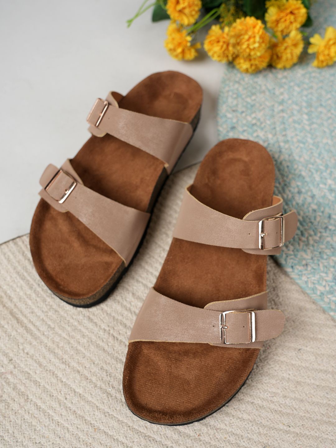 

MOZAFIA Women Core with Buckles Flats, Brown