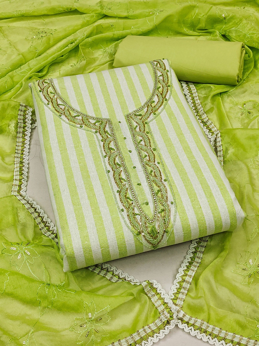 

SHADOW & SAINING Embellished Pure Cotton Semi-Stitched Dress Material, Green