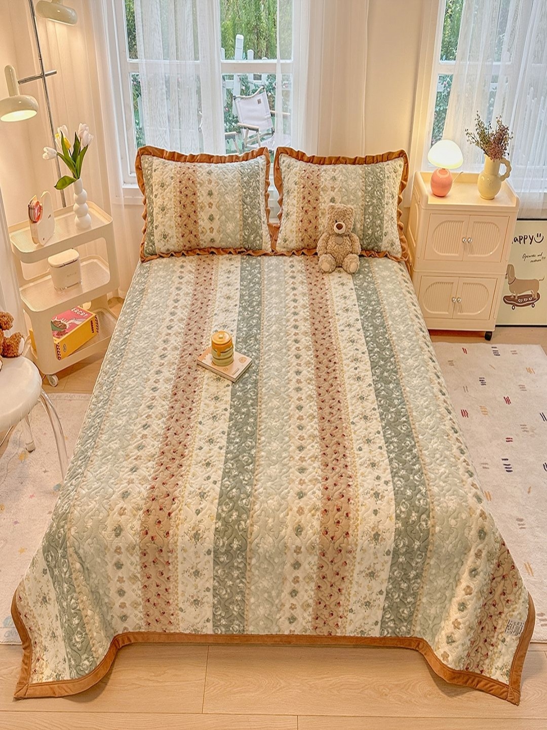 

JC HOME Brown & White Printed Cotton Double Queen Bed & Pillow Cover