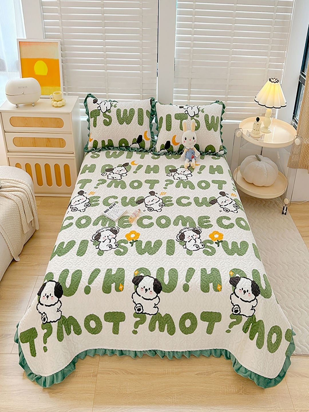 

JC HOME Green & White Printed Cotton Double King Bed & Pillow Cover