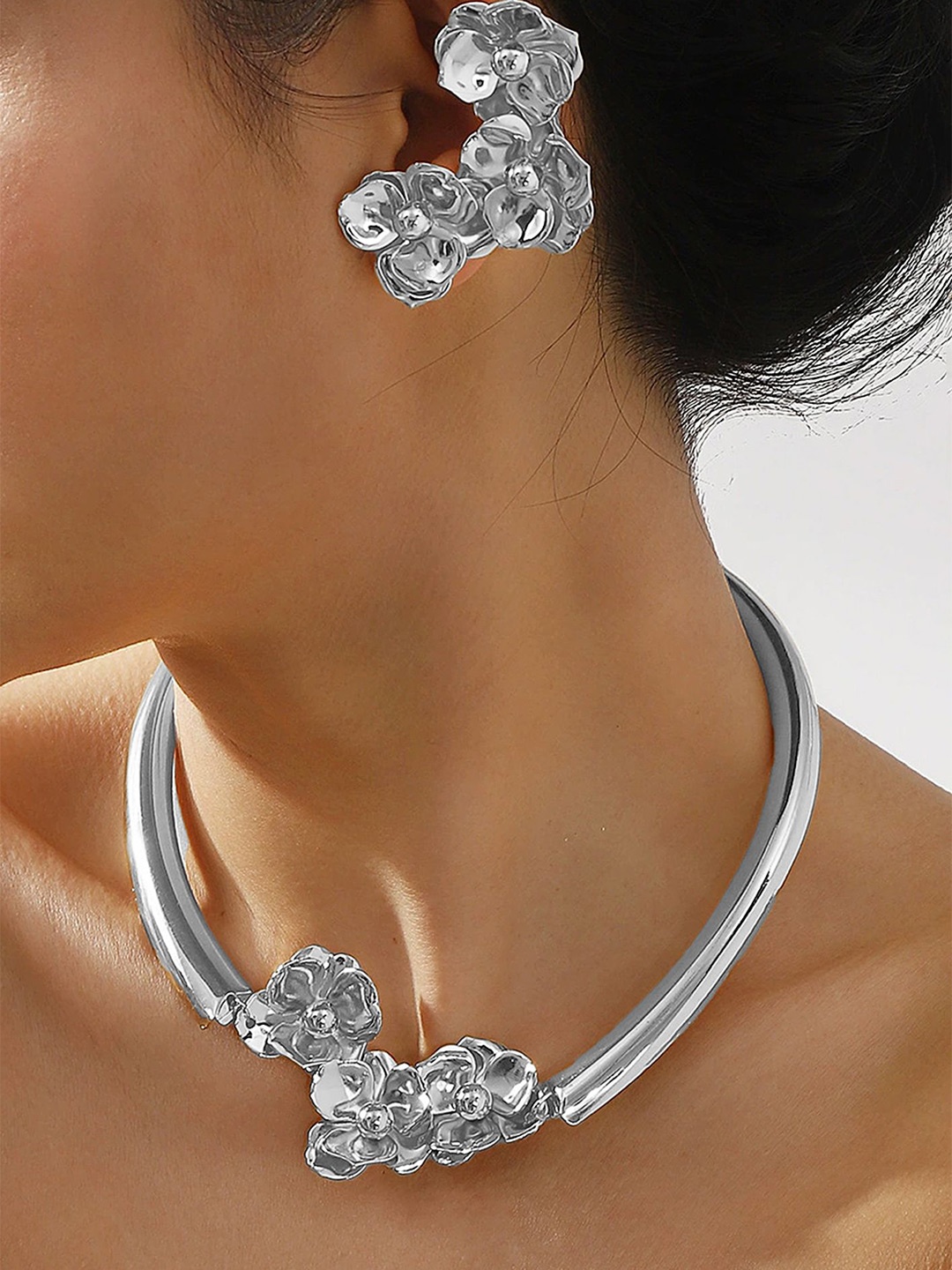 

LULU & SKY Silver-Plated Floral-Design Jewellery Set