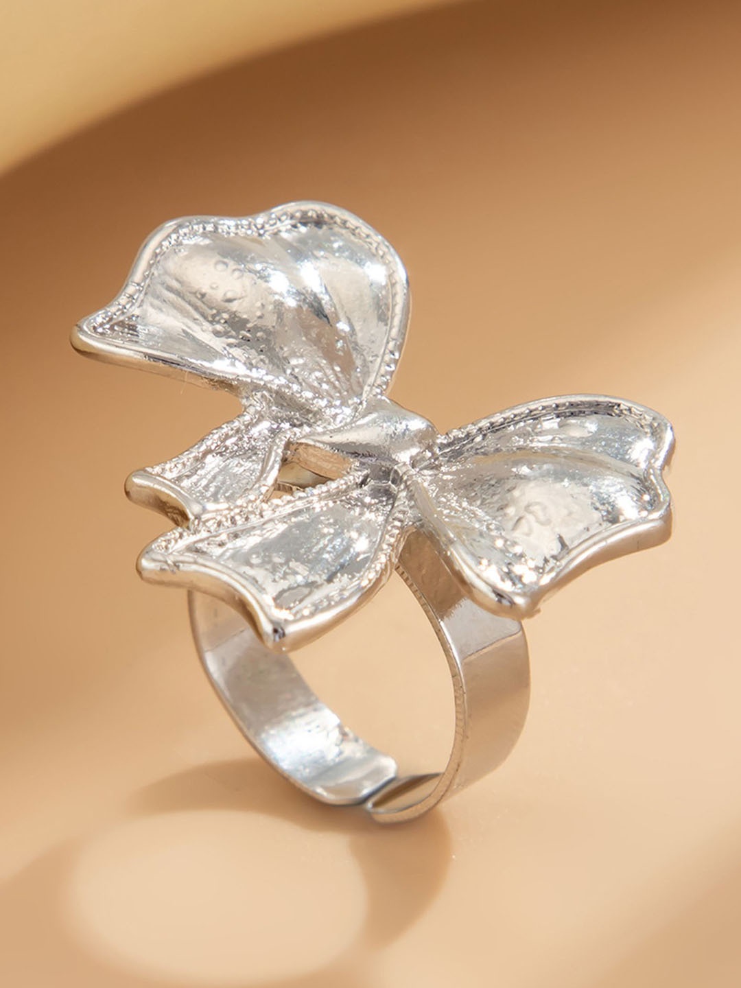 

LULU & SKY Chunky Bow Shaped Adjustable Finger Ring, Silver