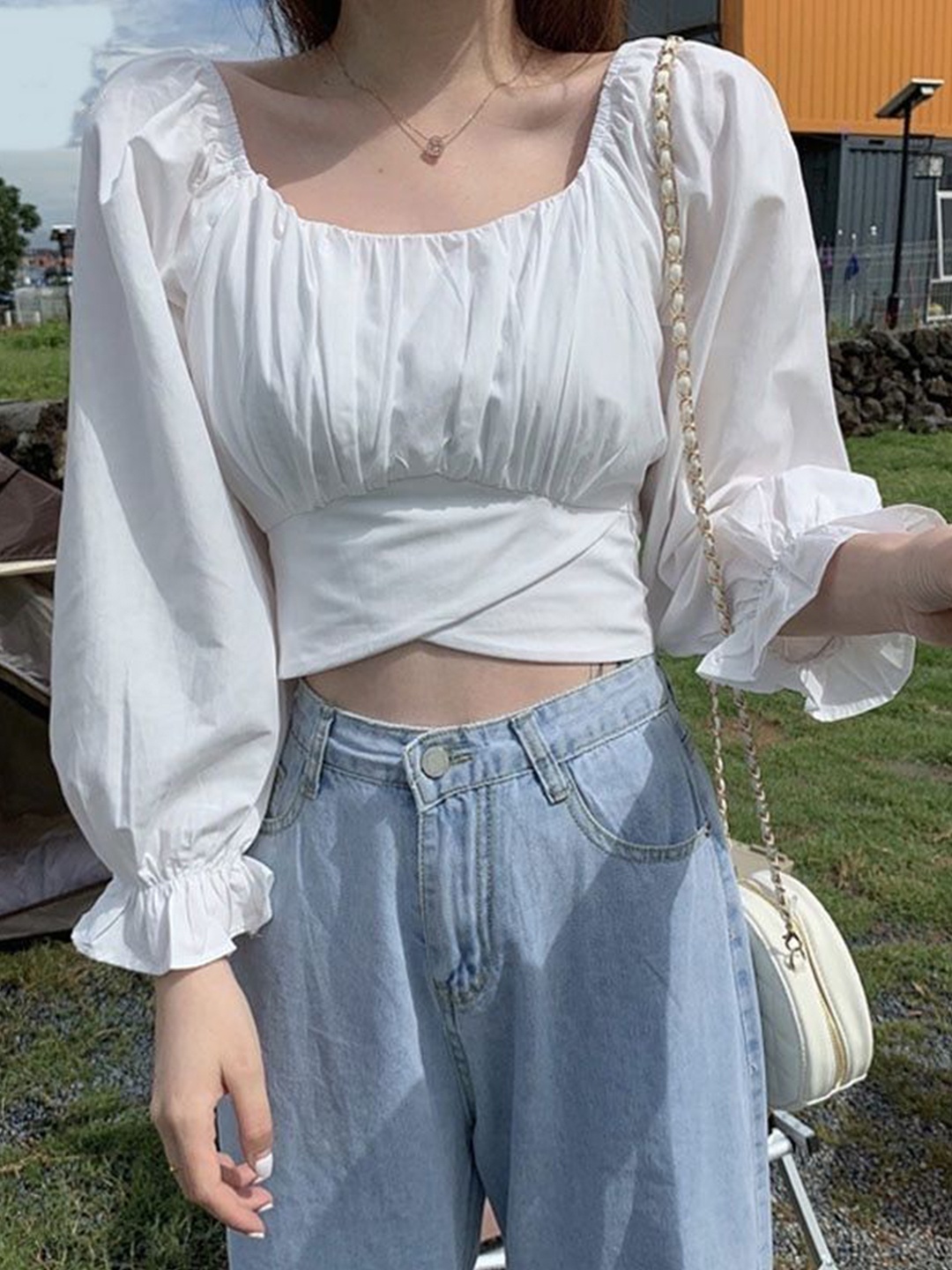 

NiloBerry Bell Sleeve Chiffon Crop Top, White