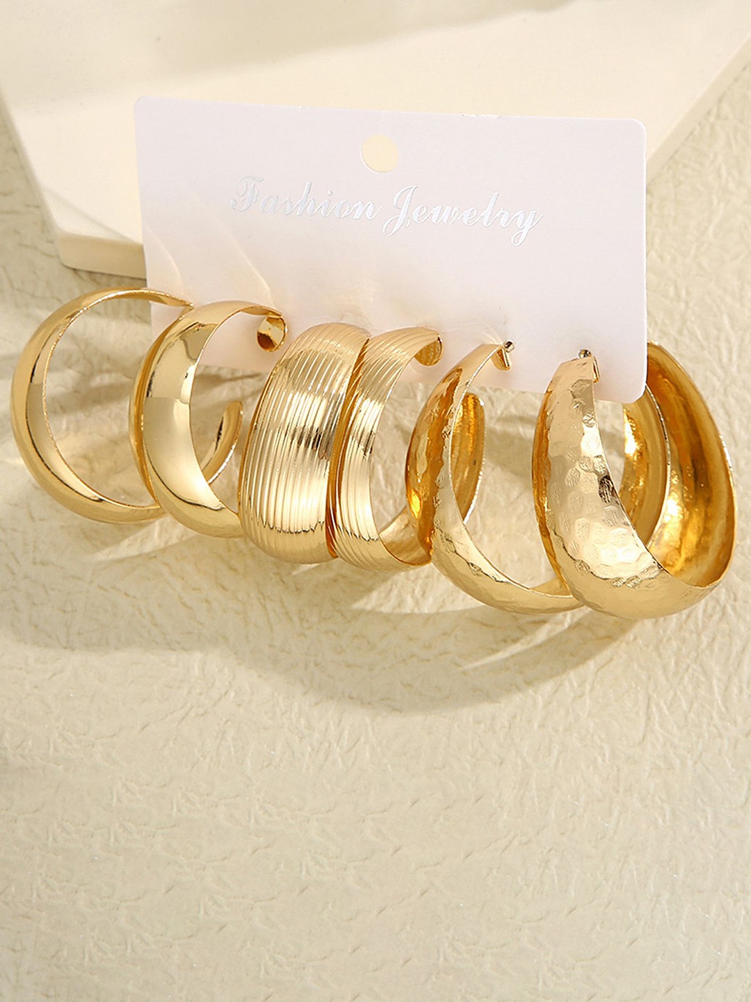 

LULU & SKY Contemporary Hoop Earrings, Gold
