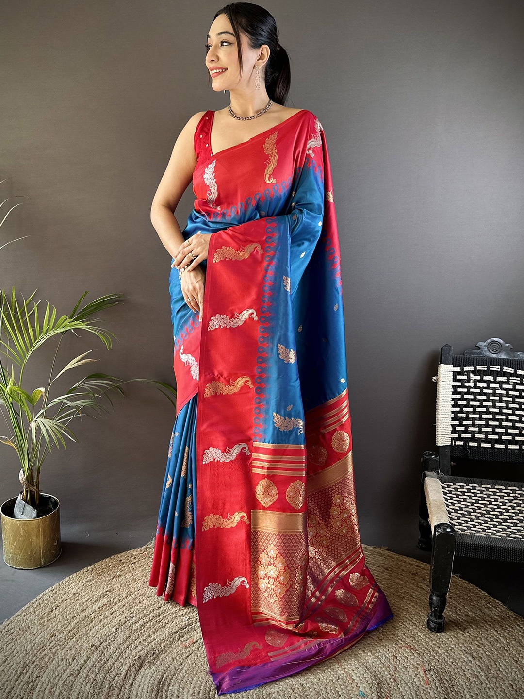

LeeliPeeri Designer Woven Design Zari Silk Blend Banarasi Saree, Blue