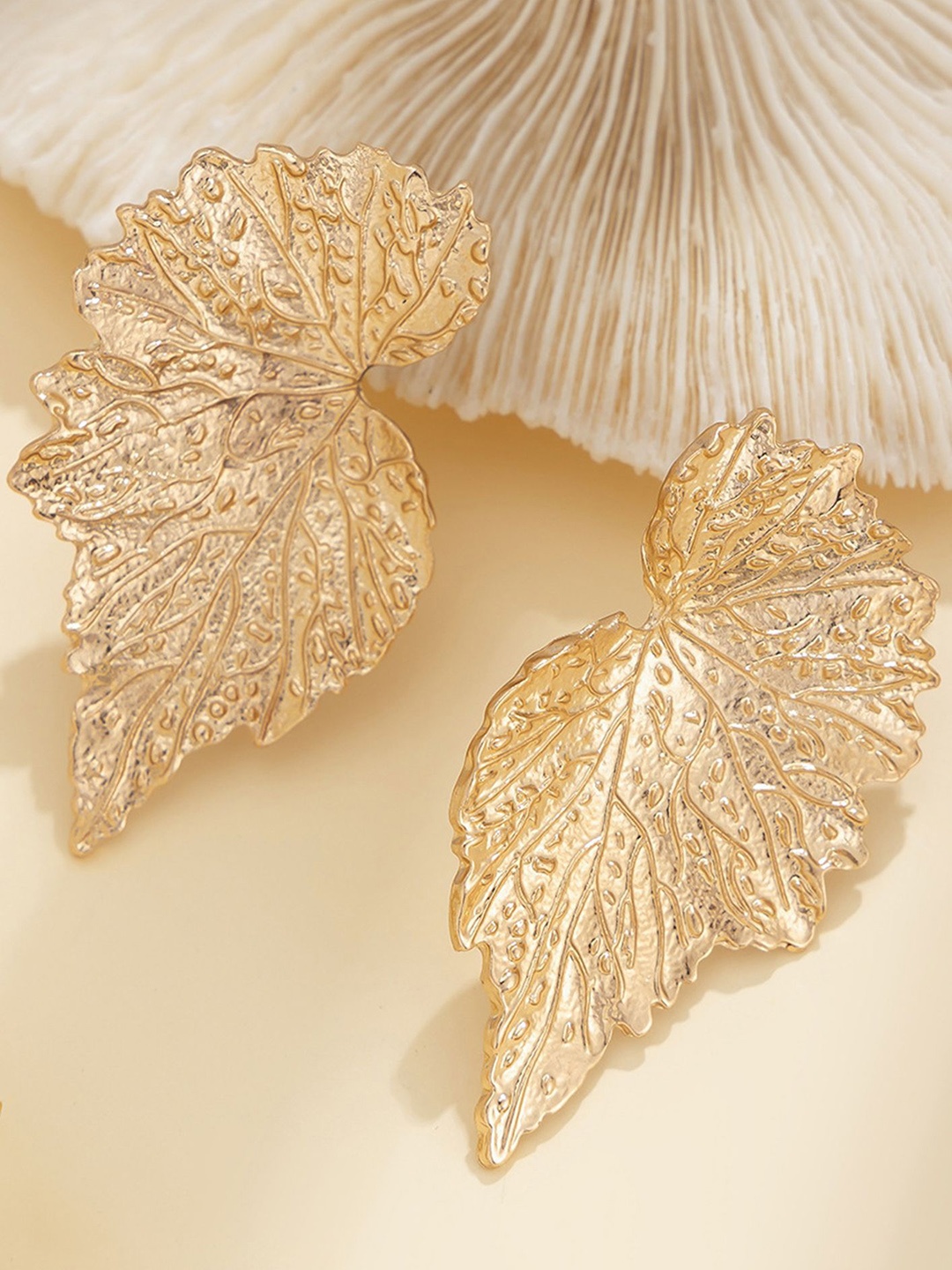 

LULU & SKY Contemporary Studs Earrings, Gold