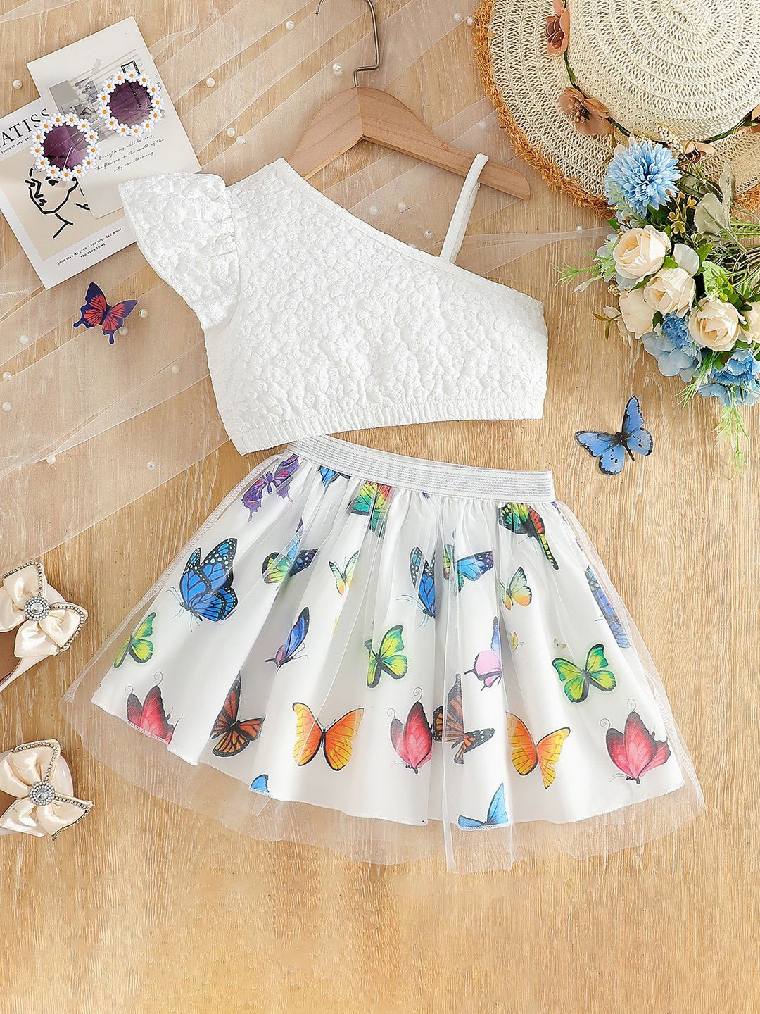 

YK Girls Printed Top With Skirt Clothing Set, White