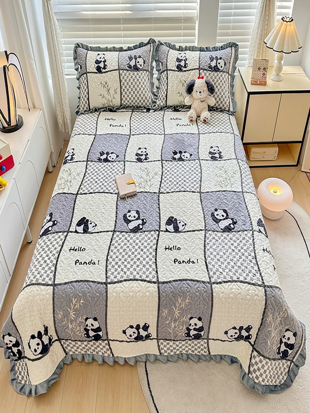 

JC HOME Grey & White Printed Cotton Double King Bed & Pillow Cover