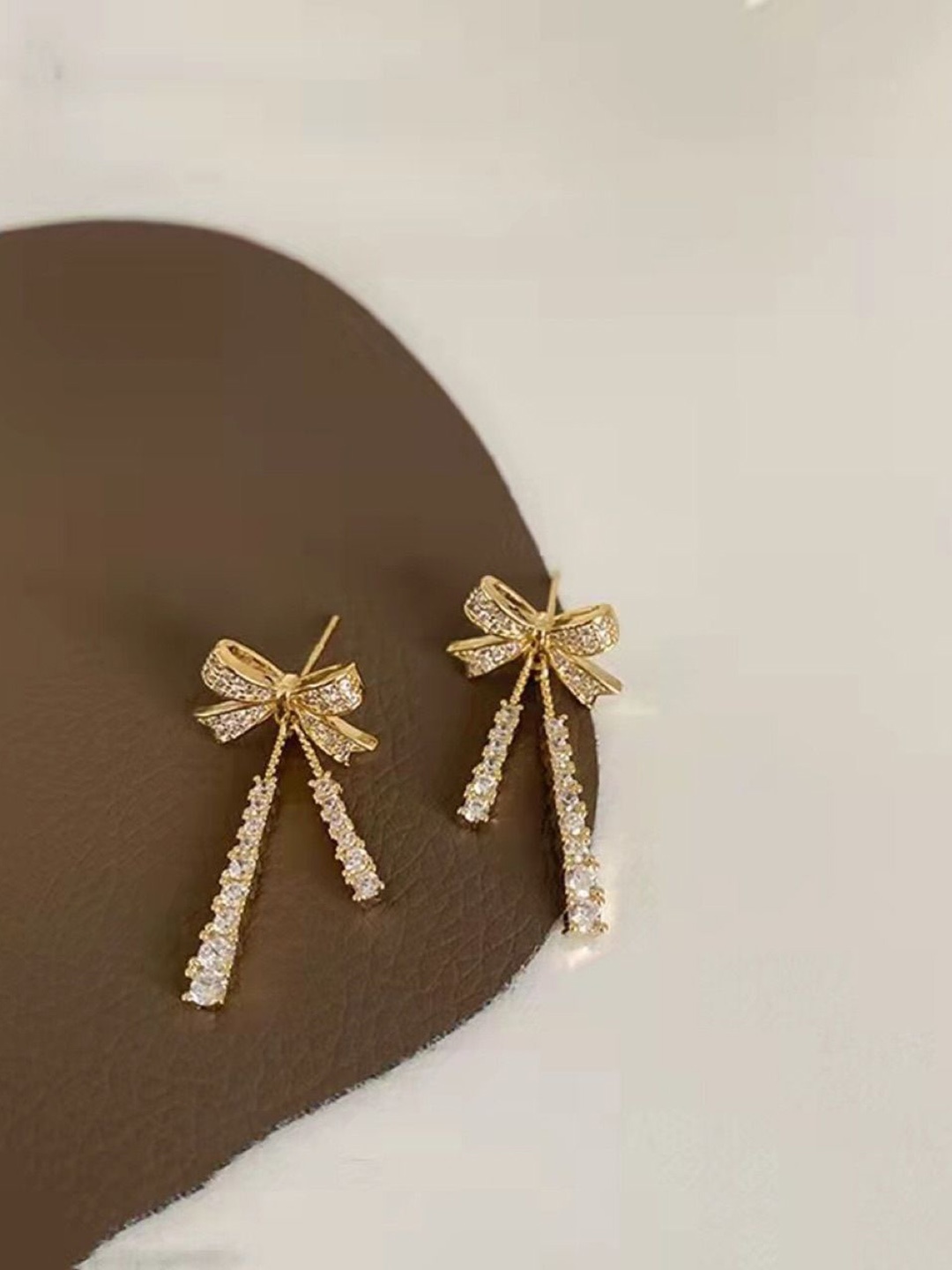 

Celestique Contemporary Ear Cuff Earrings, Gold