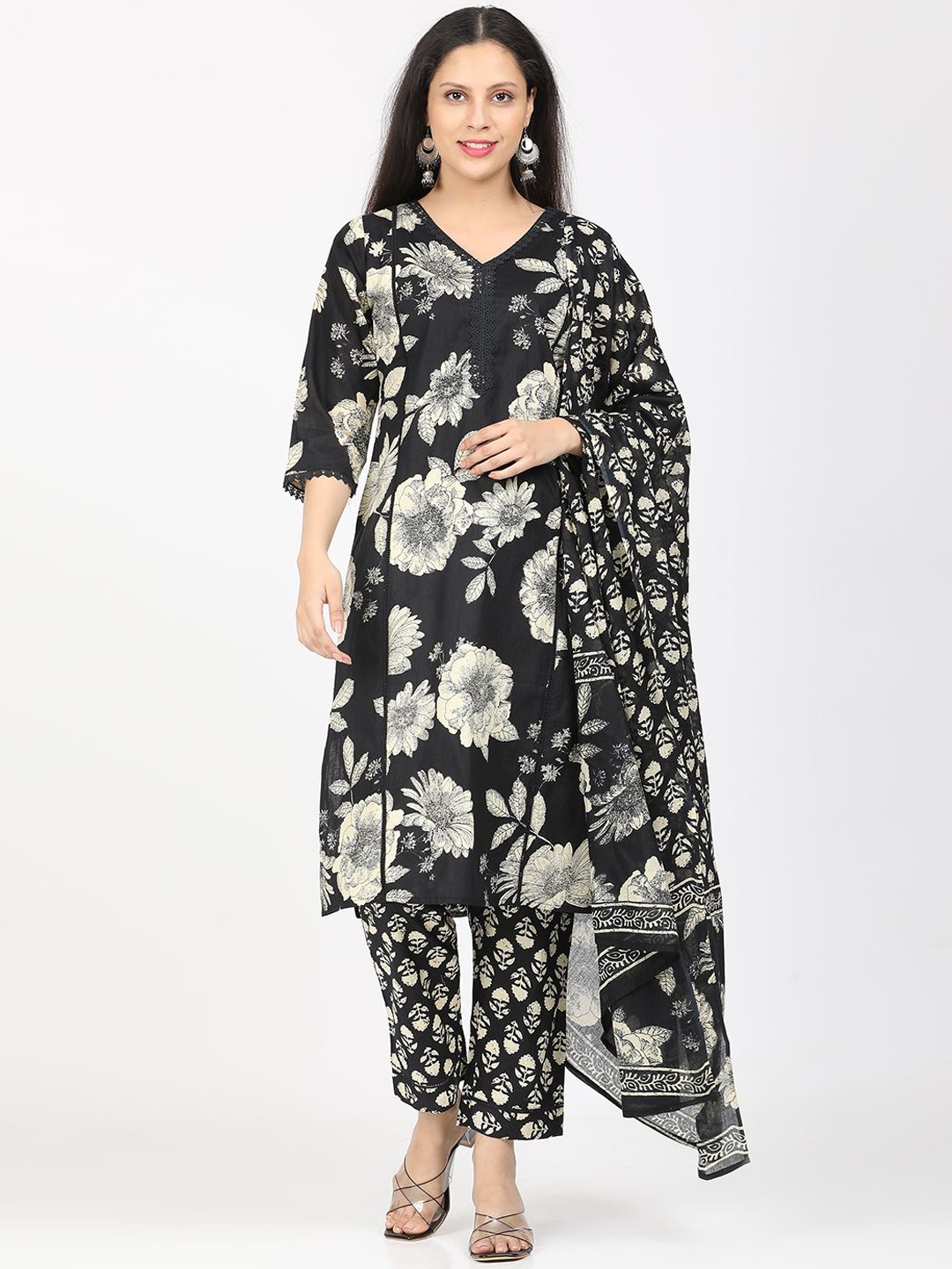 

GLORY & I Women Floral Printed Regular Thread Work Pure Cotton Kurta with Trousers & With Dupatta, Black