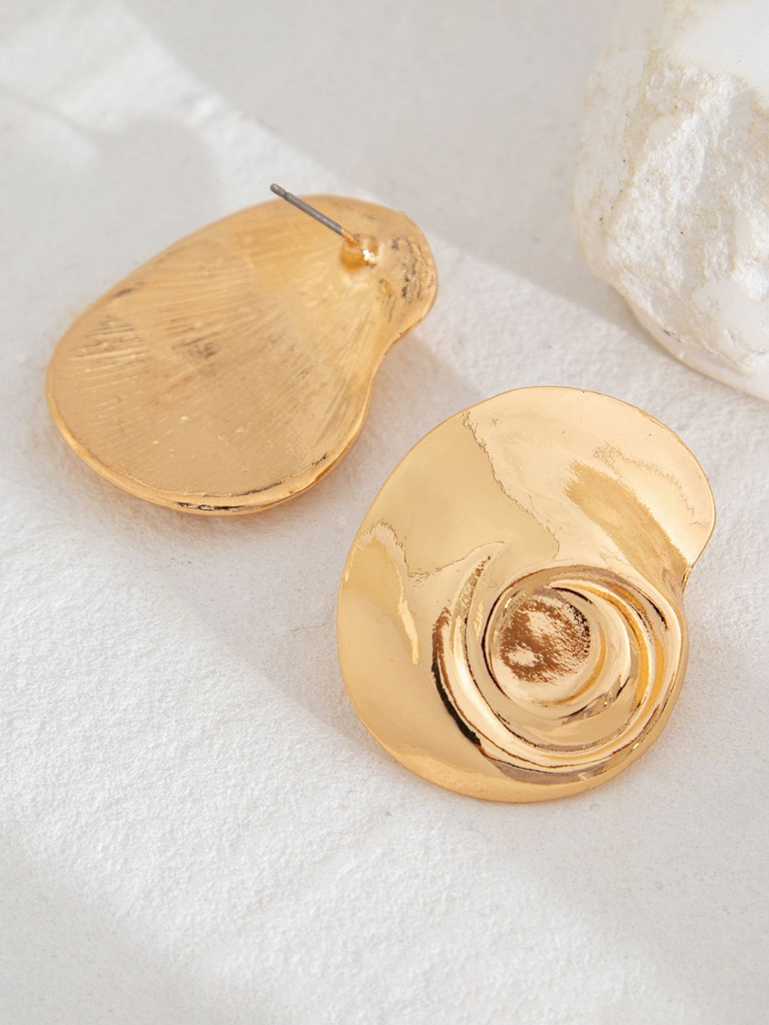 

LULU & SKY Contemporary Studs Earrings, Gold