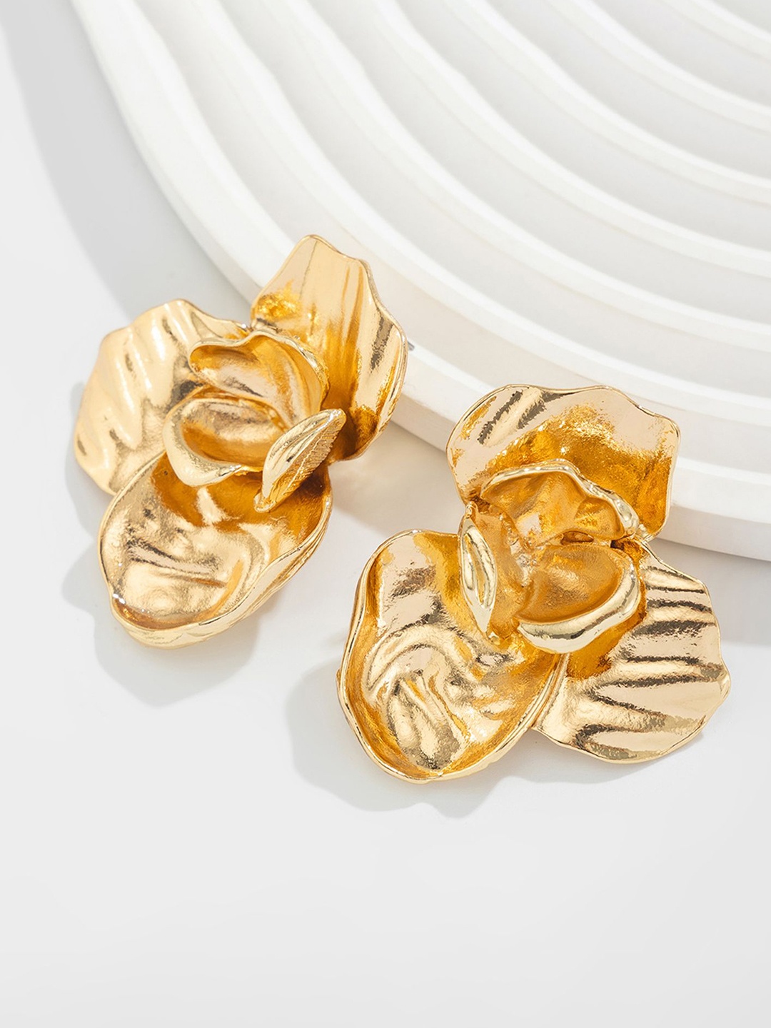 

LULU & SKY Contemporary Studs Earrings, Gold