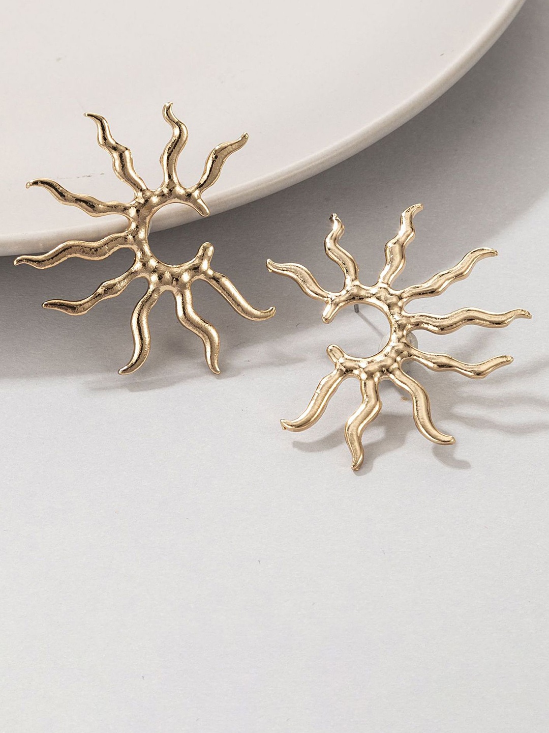 

LULU & SKY Contemporary Studs Earrings, Gold