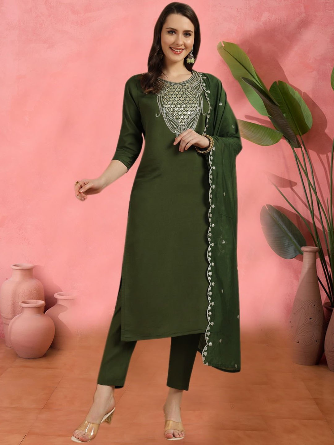 

Sangria Embroidered V Neck Kurta & Trousers With Dupatta, Green