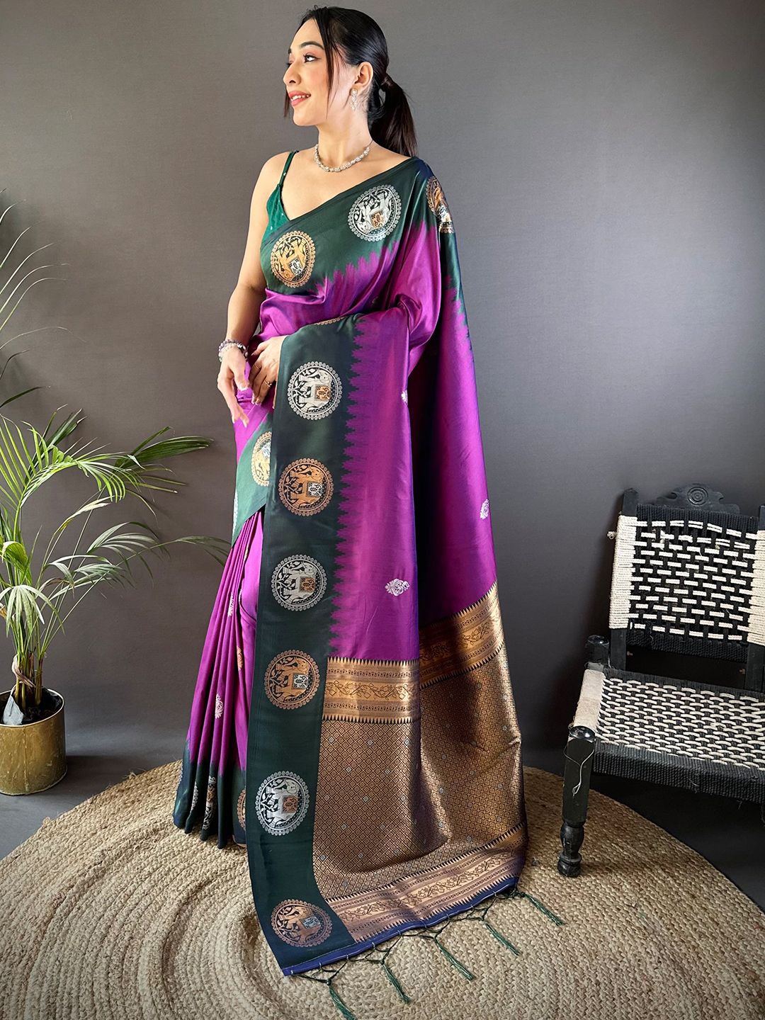 

LeeliPeeri Designer Ethnic Motifs Zari Silk Blend Designer Banarasi Saree, Purple