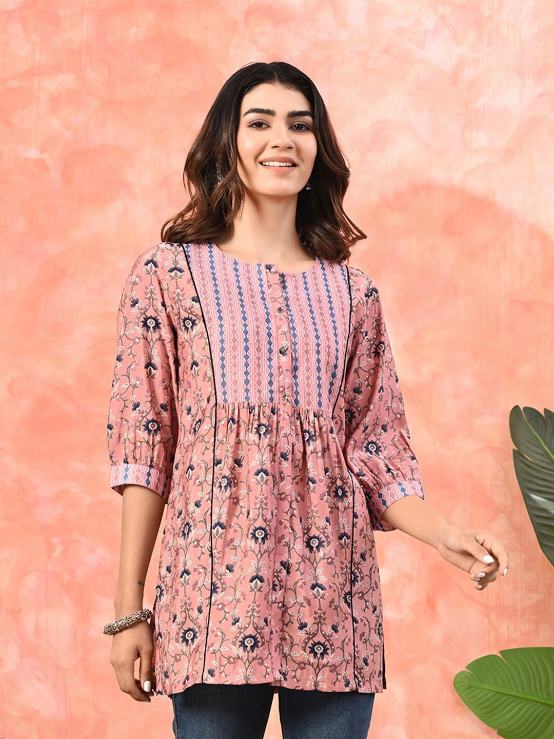 

Sangria Printed Ethnic Tunic, Pink