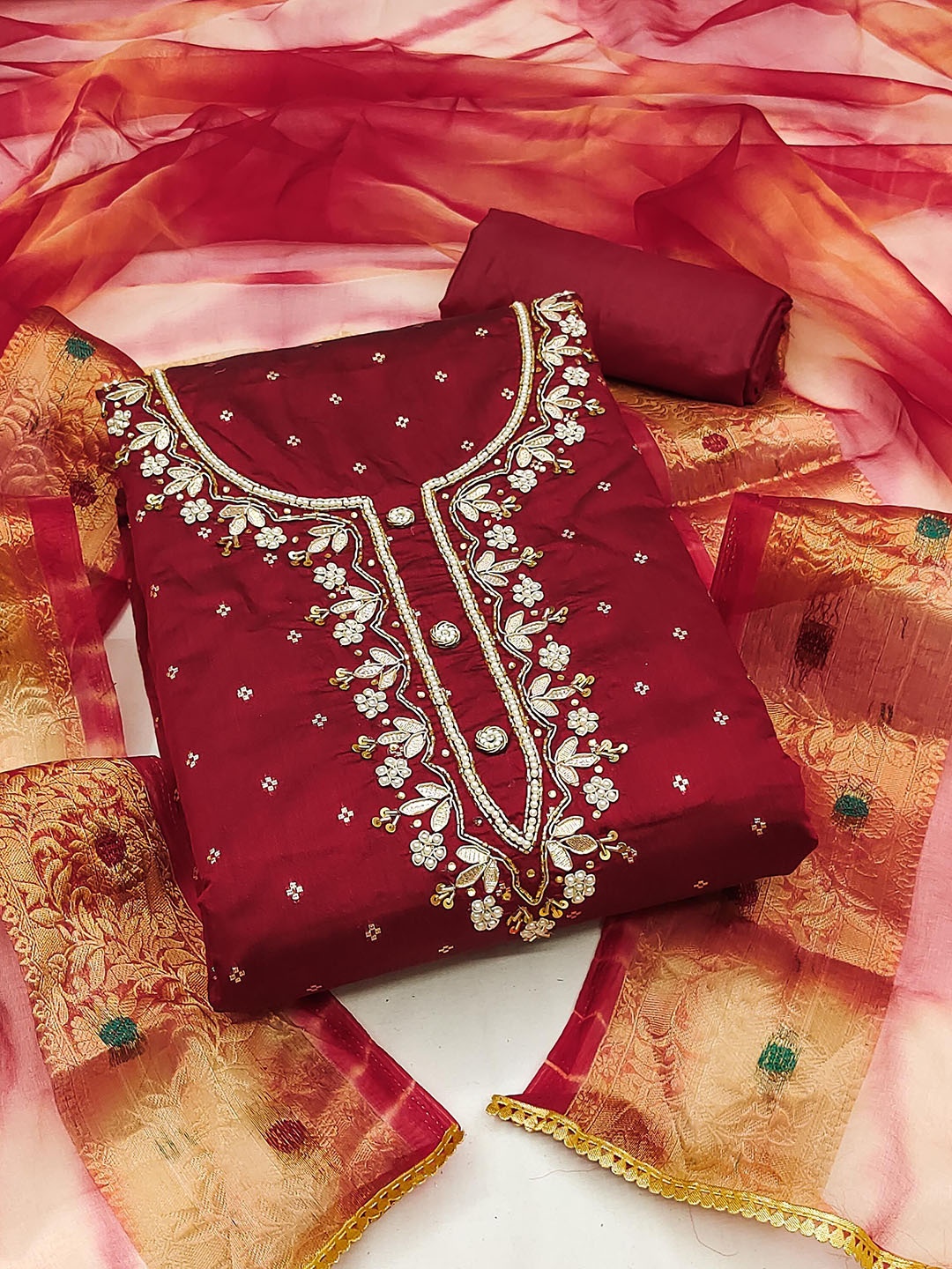 

SHADOW & SAINING Semi-Stitched Dress Material, Maroon