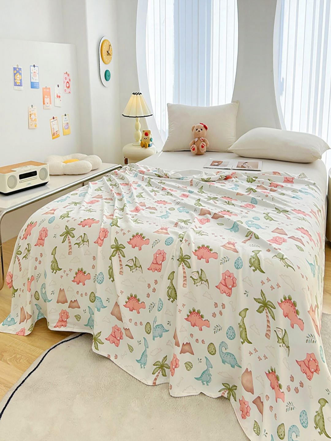 

JC HOME White & Pink Cartoon Characters Mild Winter 300 GSM Single Bed Blanket