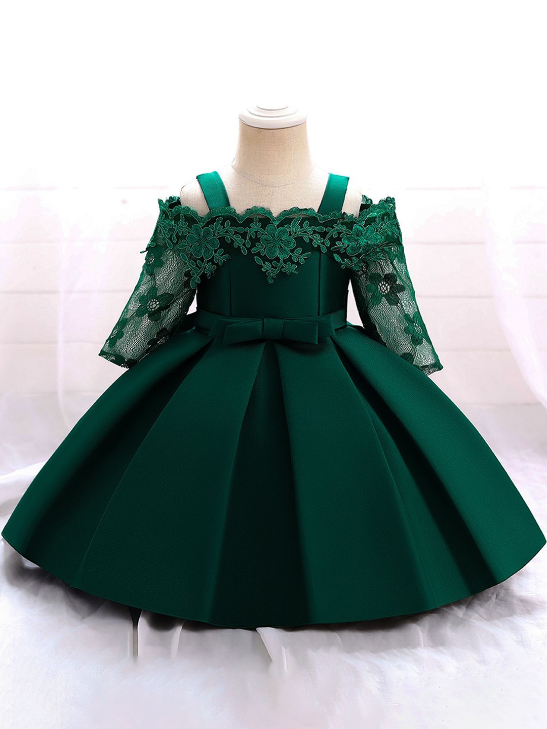 

LULU & SKY Cold-Shoulder Fit & Flare Dress, Green