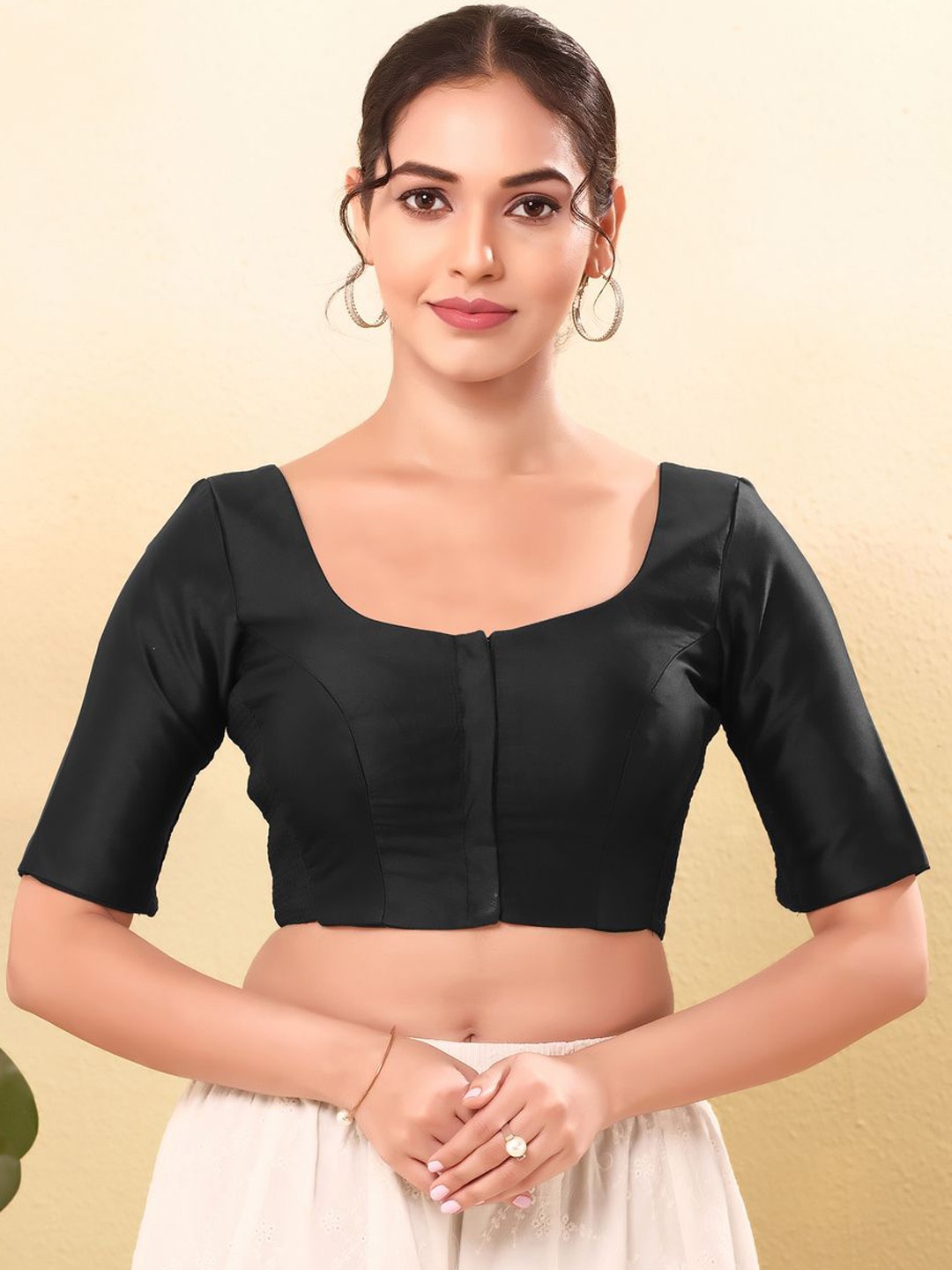 

VAMAS - THE DESIGNER BLOUSES Women Round Neck Padded Saree Blouse, Black