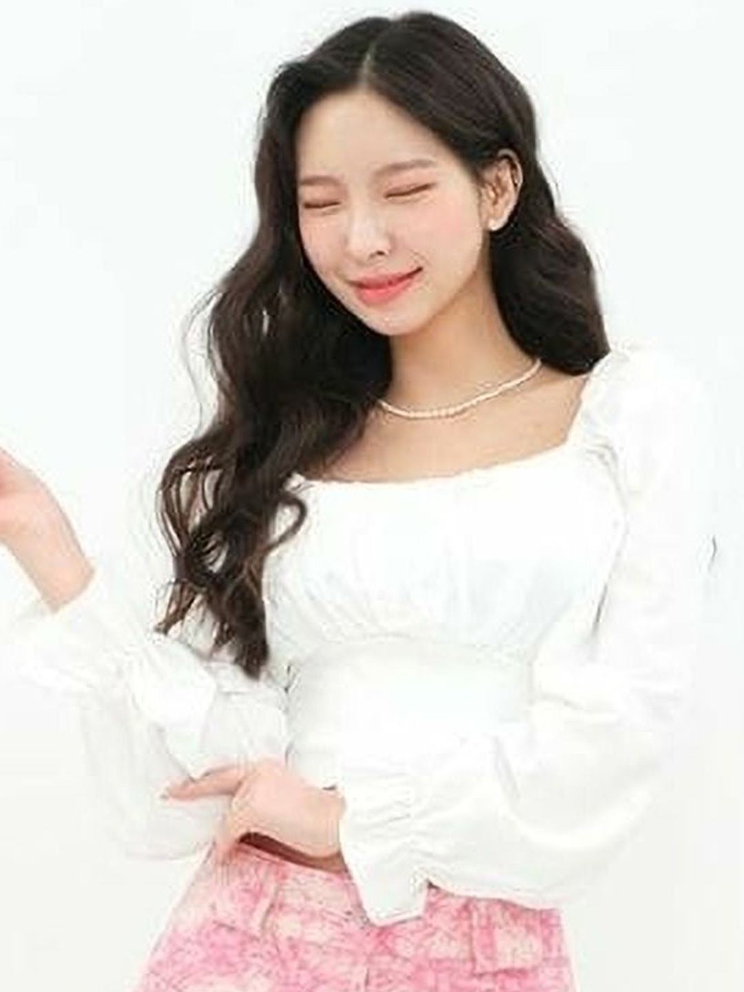 

NiloBerry Chiffon Crop Top, White