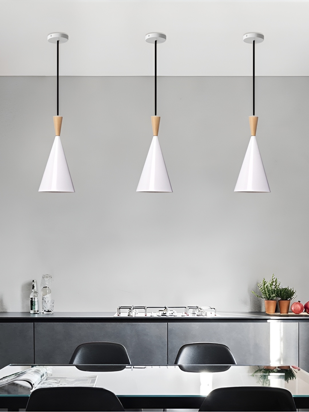 

GAUVIK White Aluminium Ceiling Lamp