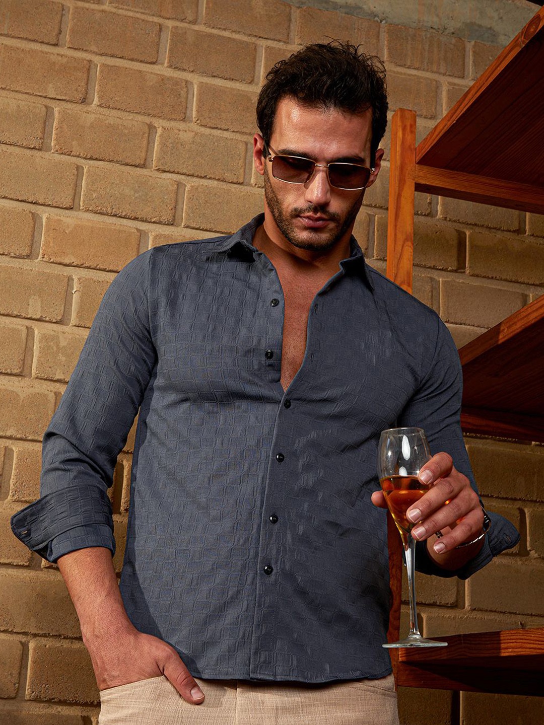 

Campus Sutra Men Classic Opaque Casual Shirt, Grey