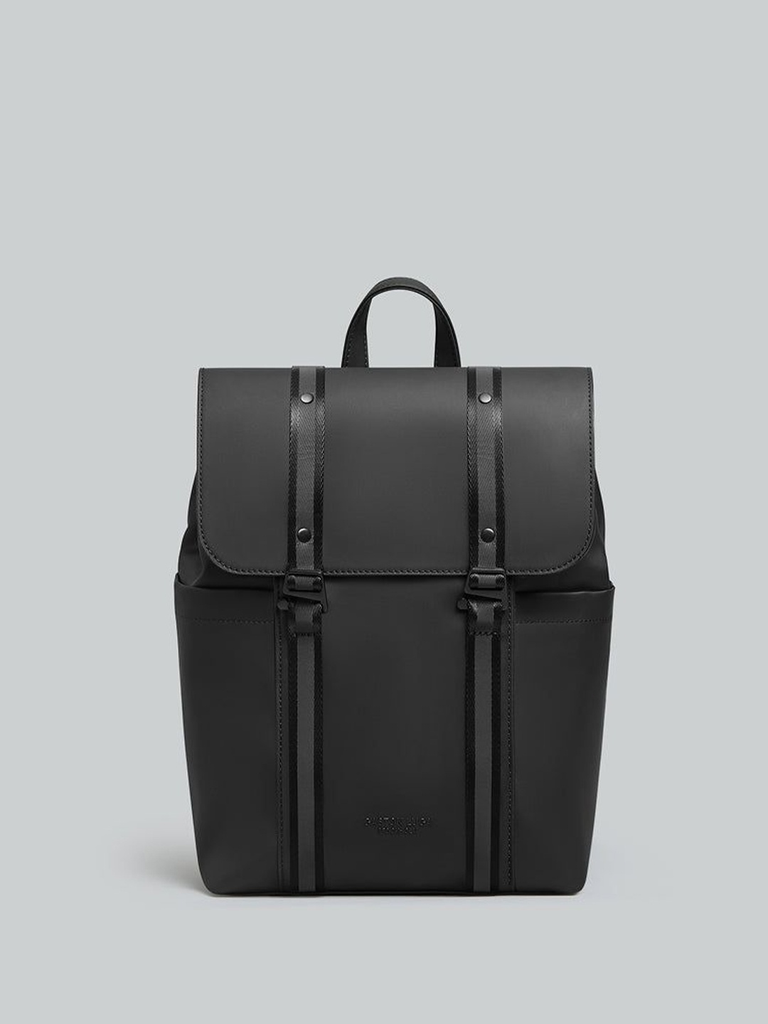 

Gaston Luga Medium Water Resistance Backpack, Black