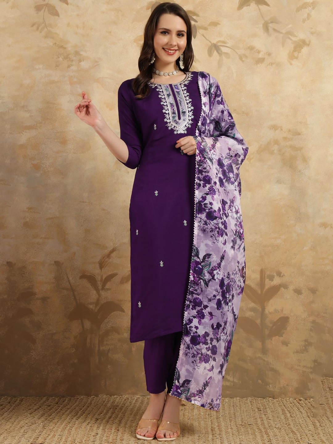 

Sangria Embroidered Kurta Trouser With Dupatta, Purple