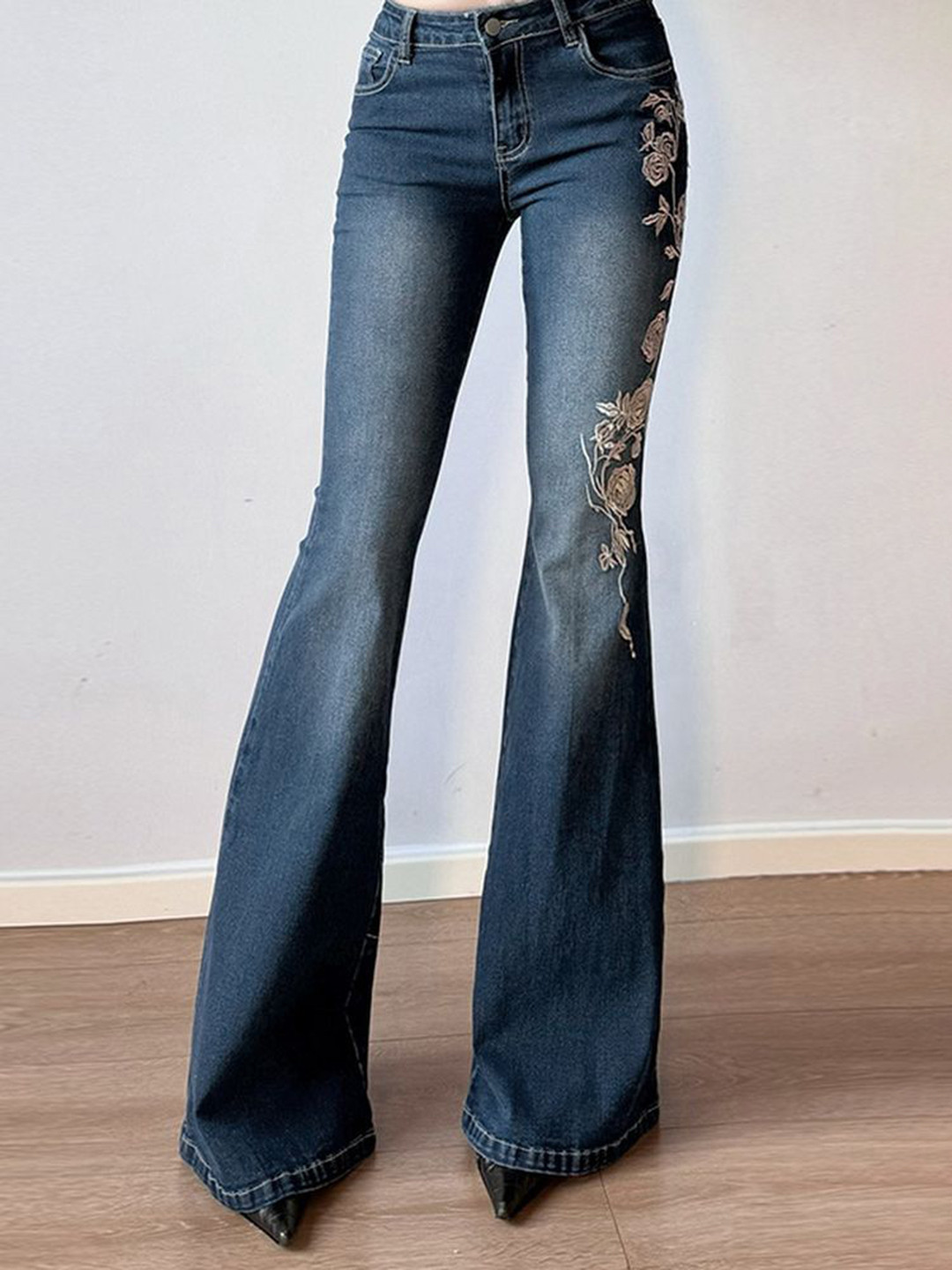 

LULU & SKY Women Flared Low-Rise Trousers, Blue