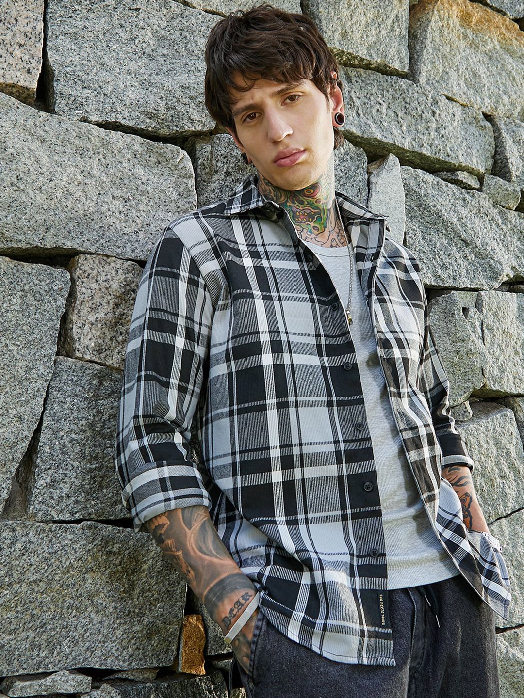 

Campus Sutra Men Classic Opaque Checked Casual Shirt, Multi