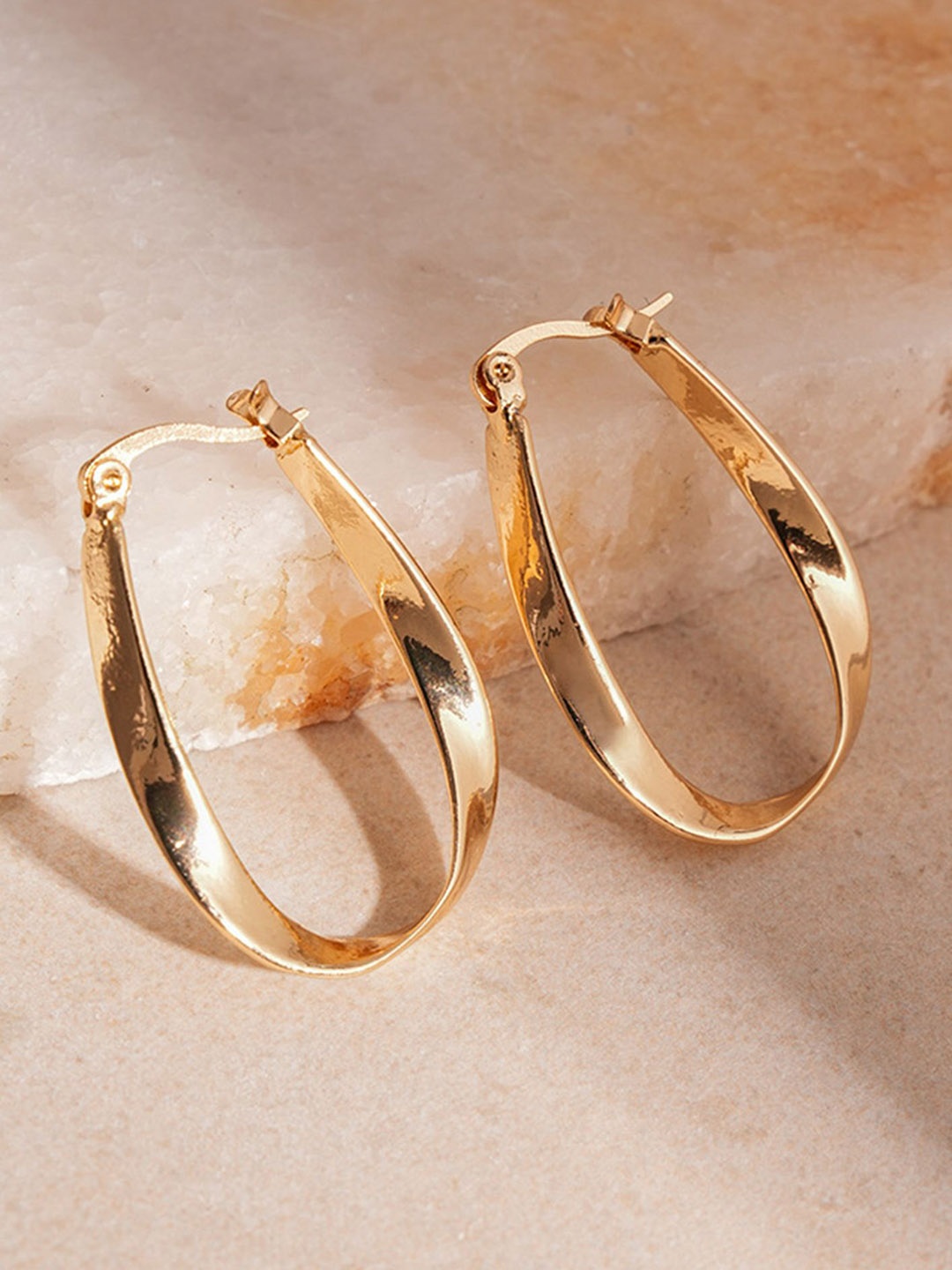 

LULU & SKY Contemporary Hoop Earrings, Gold
