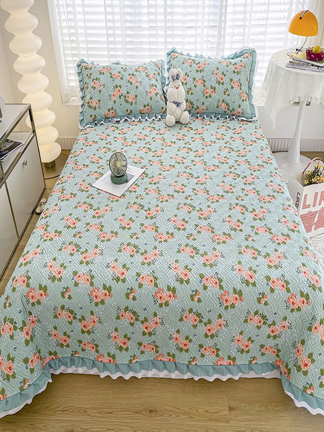 

JC HOME Blue & Pink Printed Cotton Double King Bed & Pillow Cover