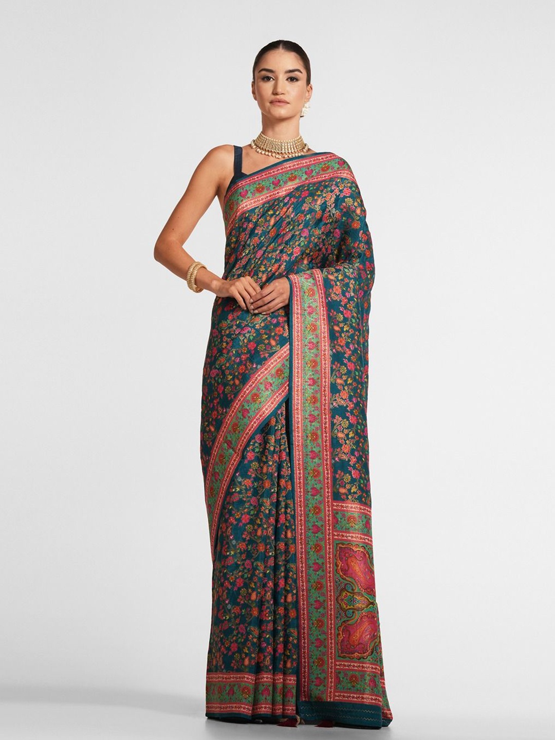 

Twamev Floral Art Silk Saree, Teal