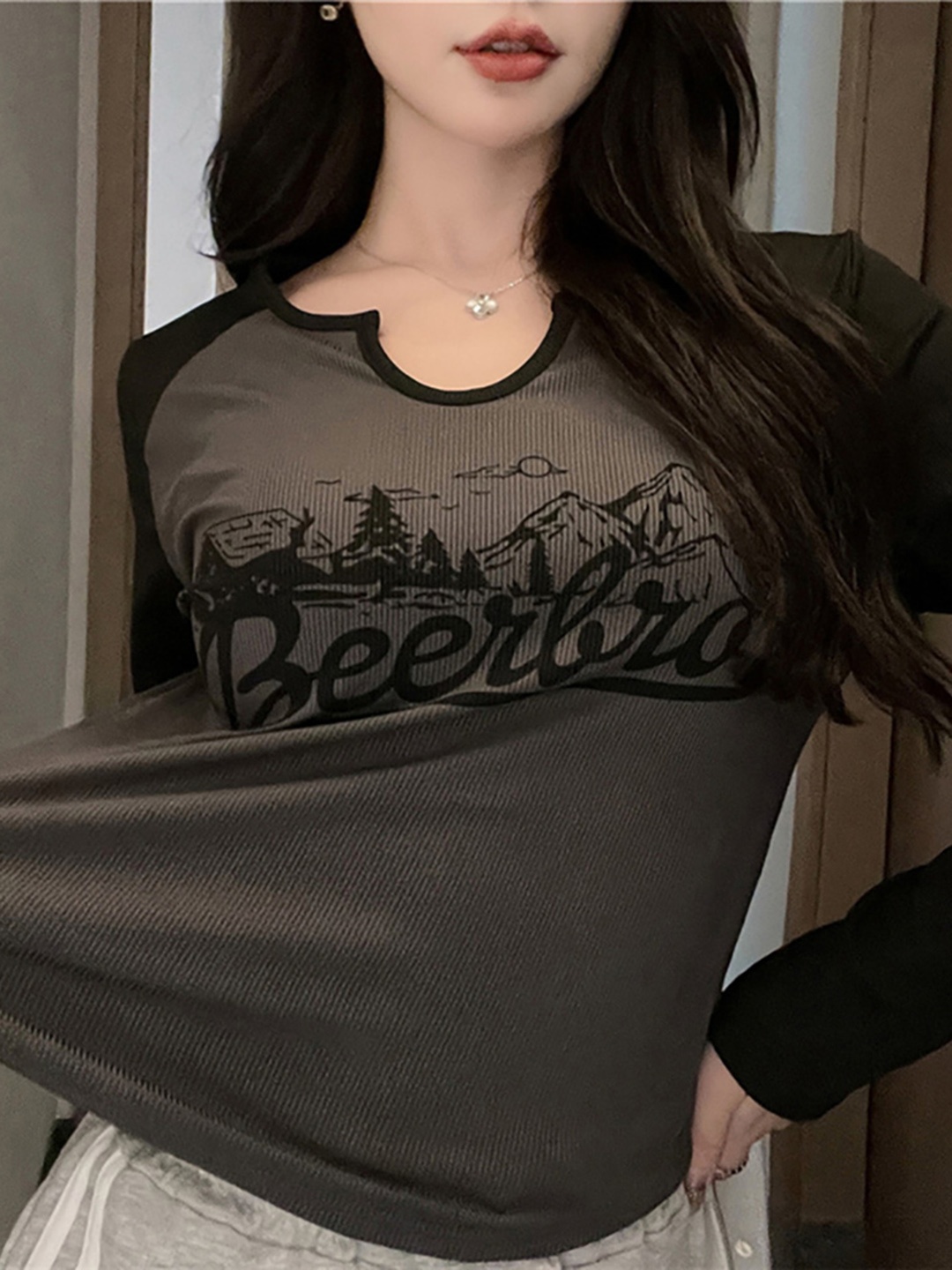 

StyleCast x Revolte Women Colourblocked Extended Sleeves Top, Grey
