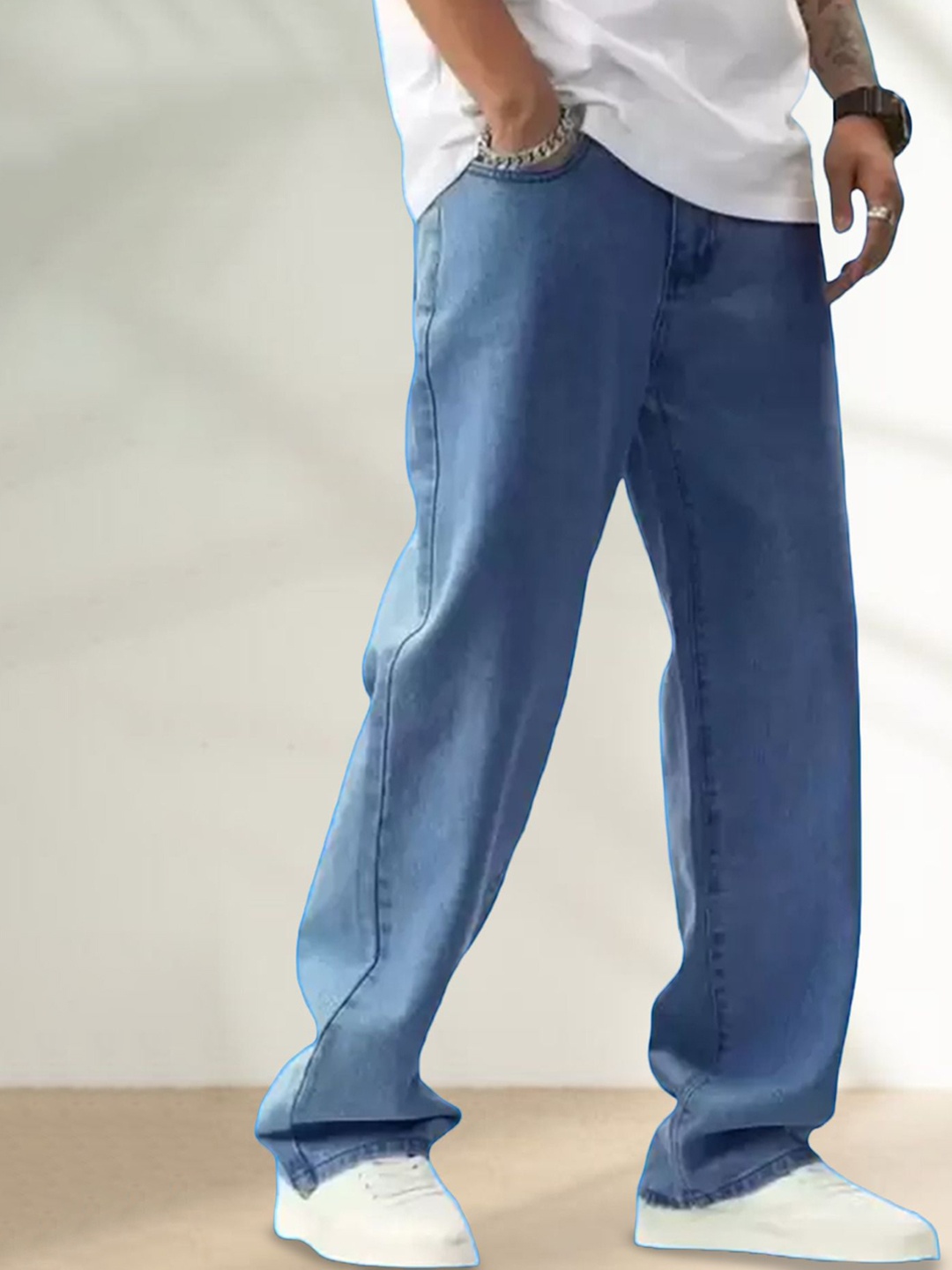 

COMFITS Men Classic Low Distress Light Fade Jeans, Blue